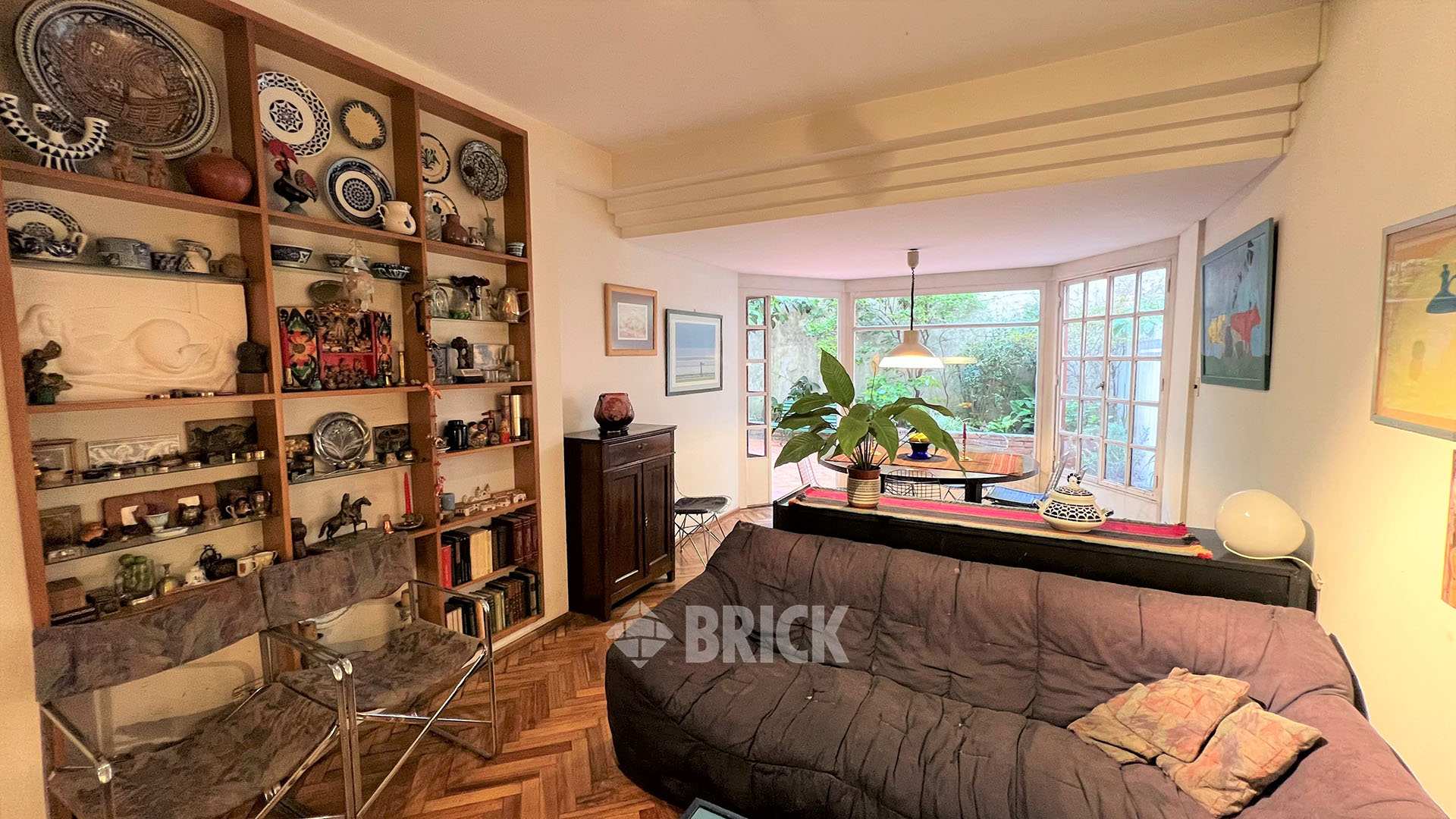 ECUADOR al 1500 Piso PB 5