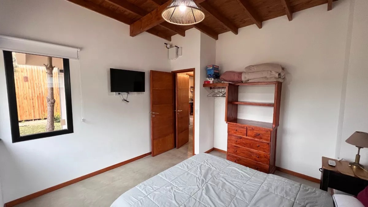 LAS GAVIOTAS (CALLE 30) 14