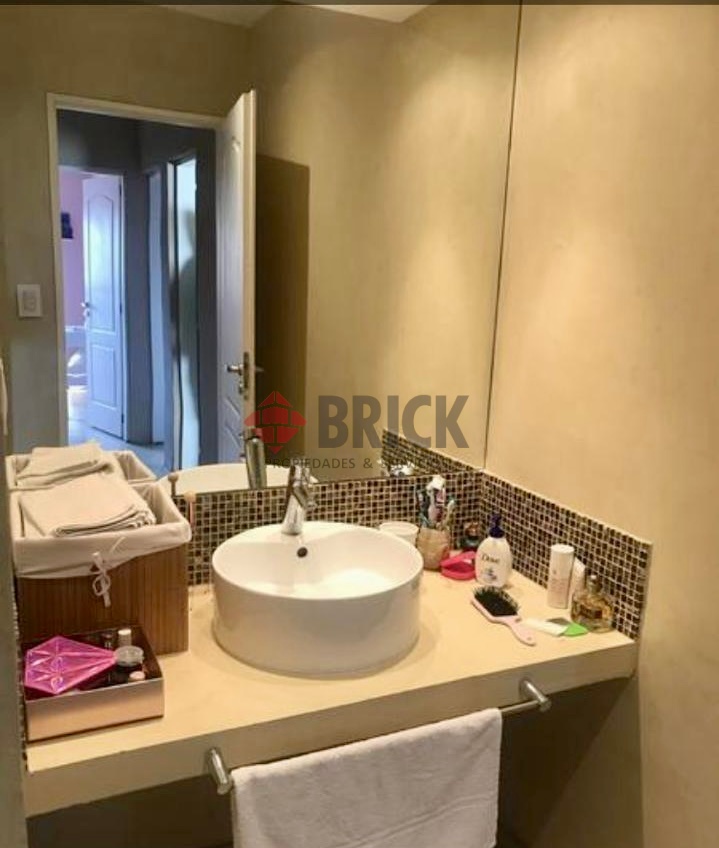 CASTRO BARROS al 900 14