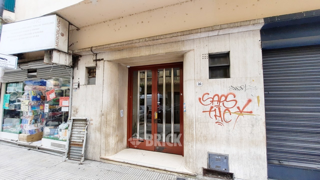 LARREA al 300 Piso 5 23
