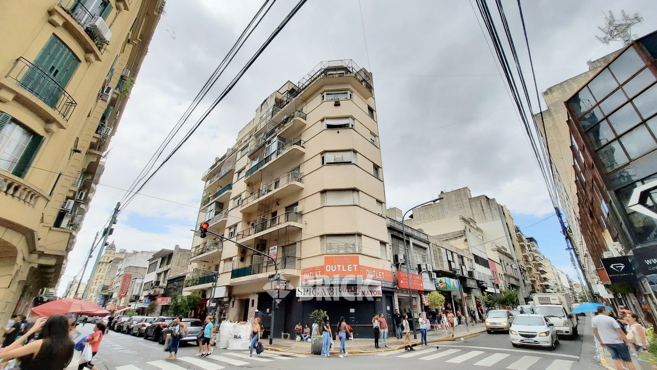 LARREA al 300 Piso 5 24
