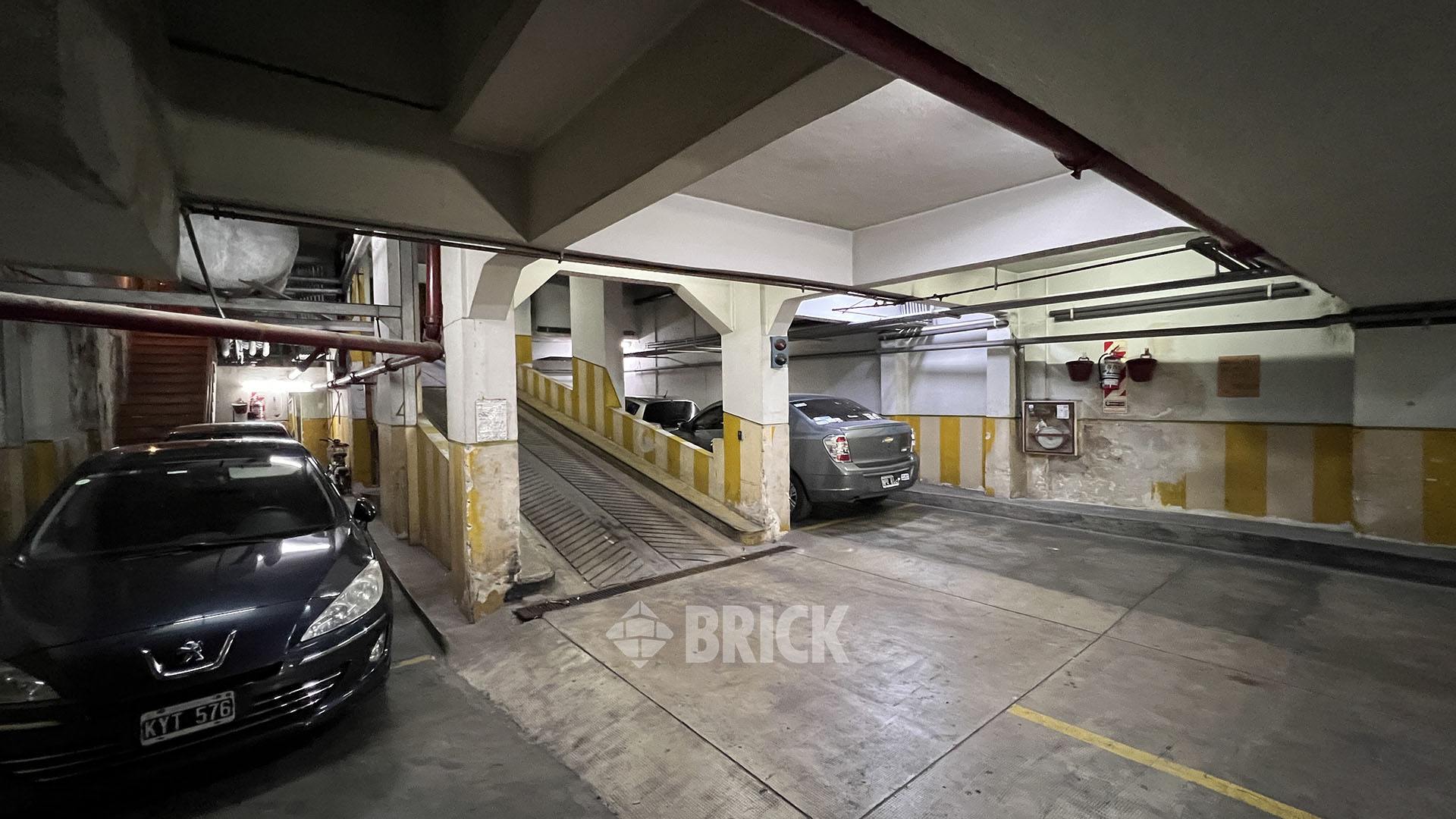 PARAGUAY al 3500 Piso 8 22