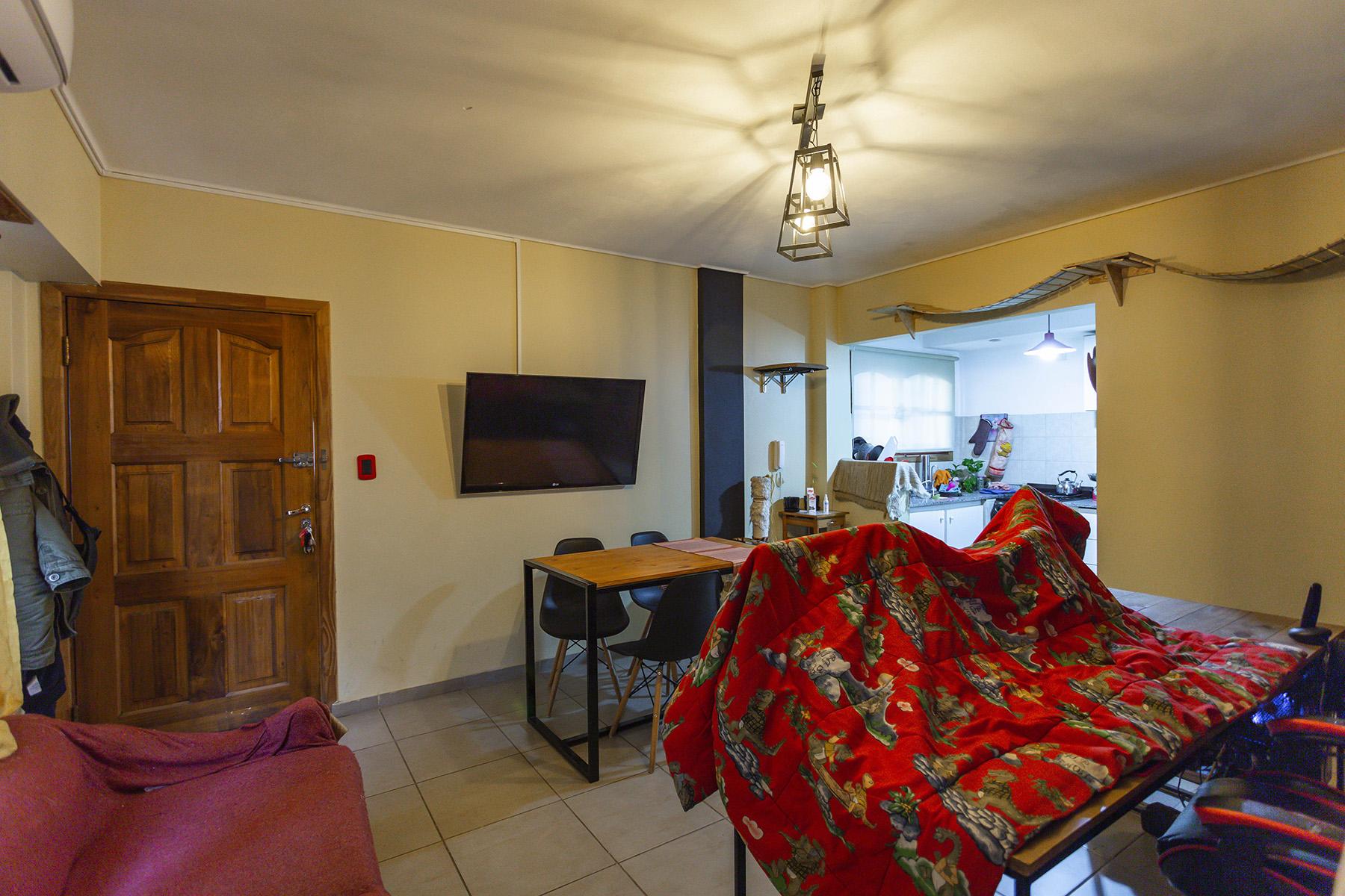 ARENALES al 1100 Piso PB 12