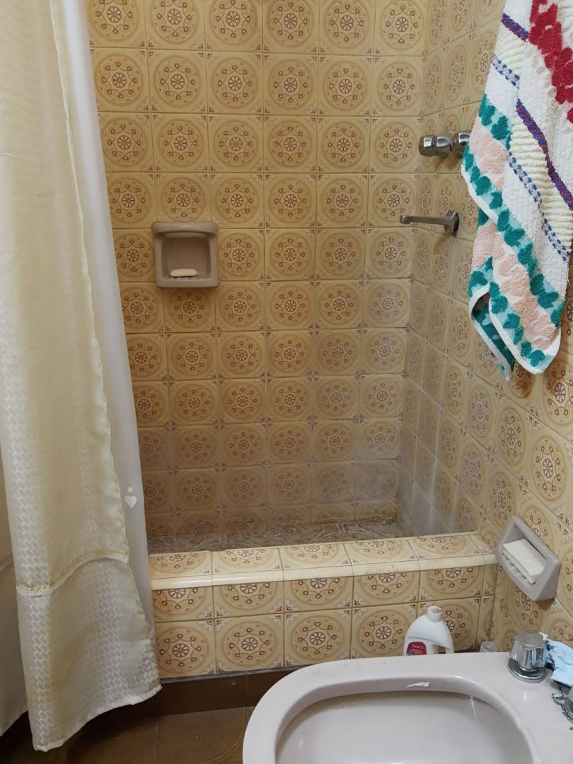 GUTIERREZ, JUAN MARIA al 1300 8