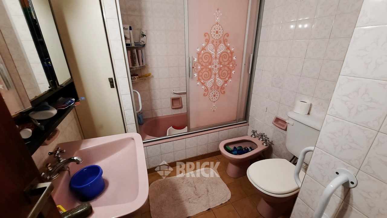 CIUDAD DE LA PAZ al 800 Piso 1 27