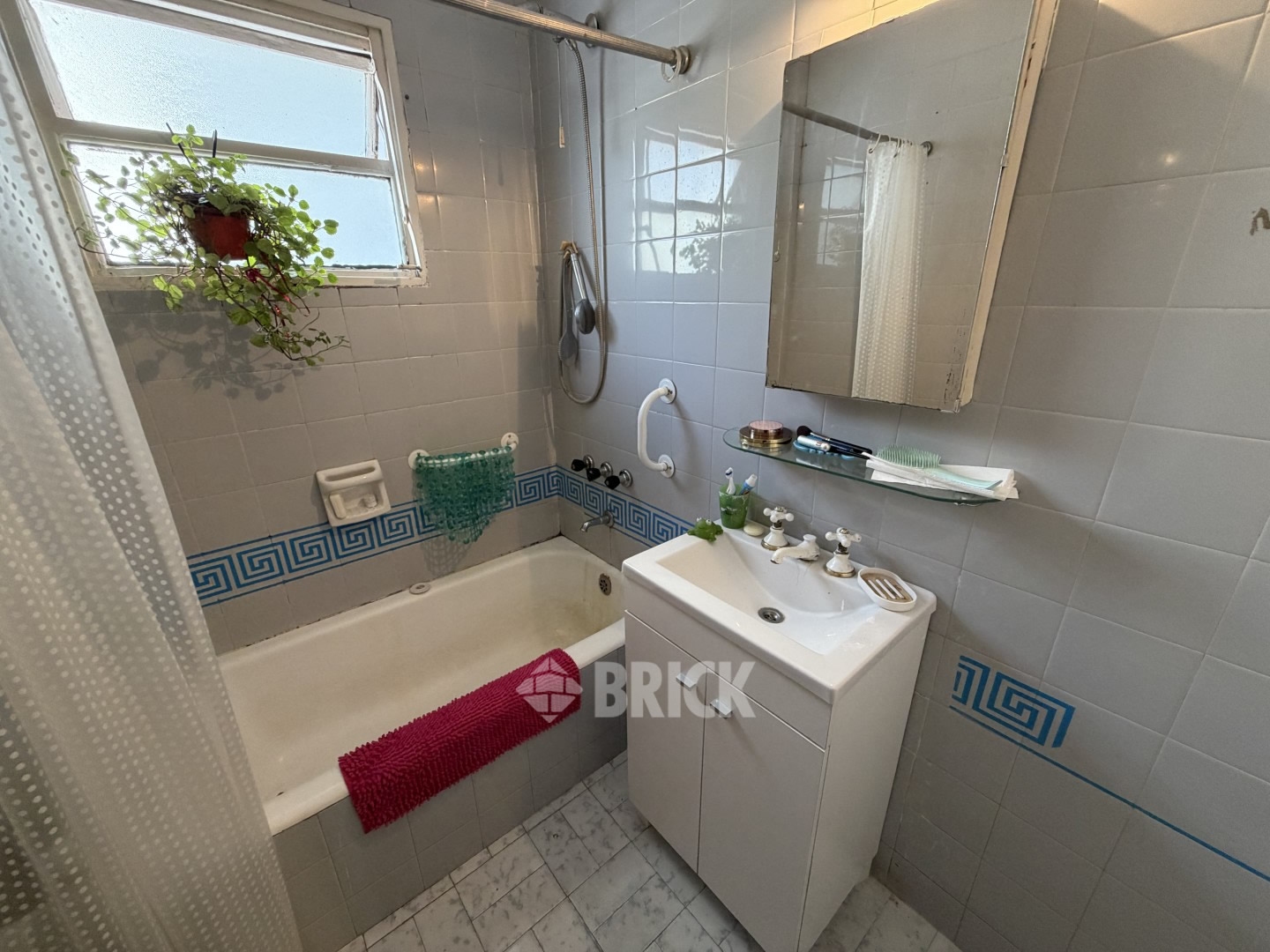 MANSILLA, GRAL. LUCIO al 3800 Piso 4 10