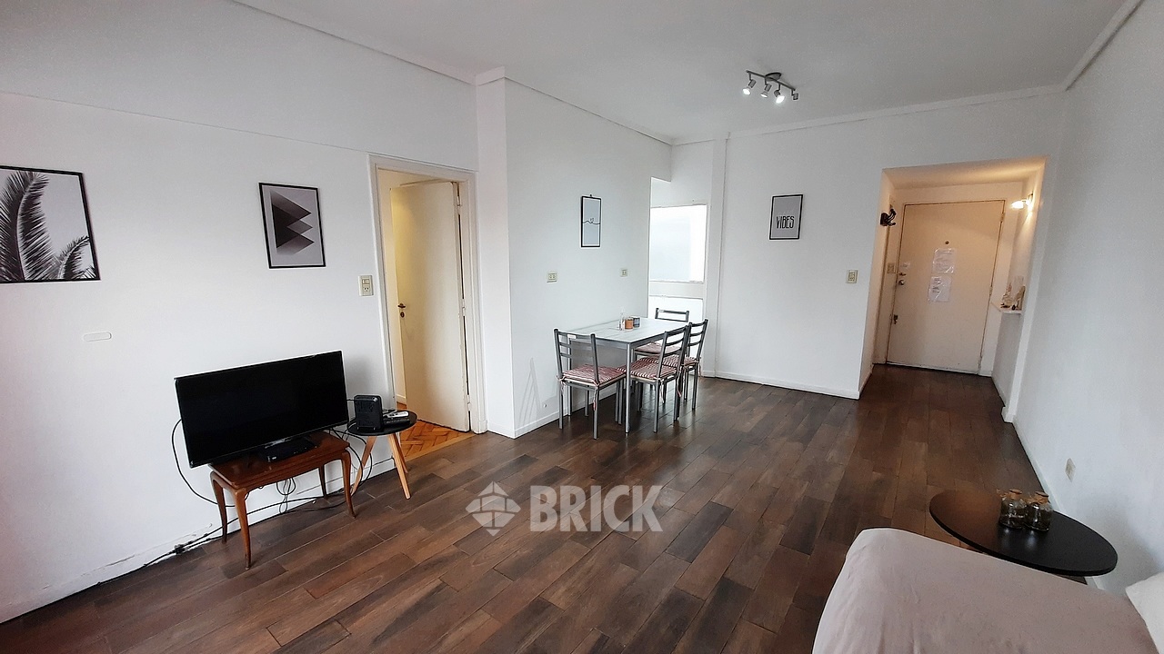 TUCUMAN al 2100 Piso 9 4