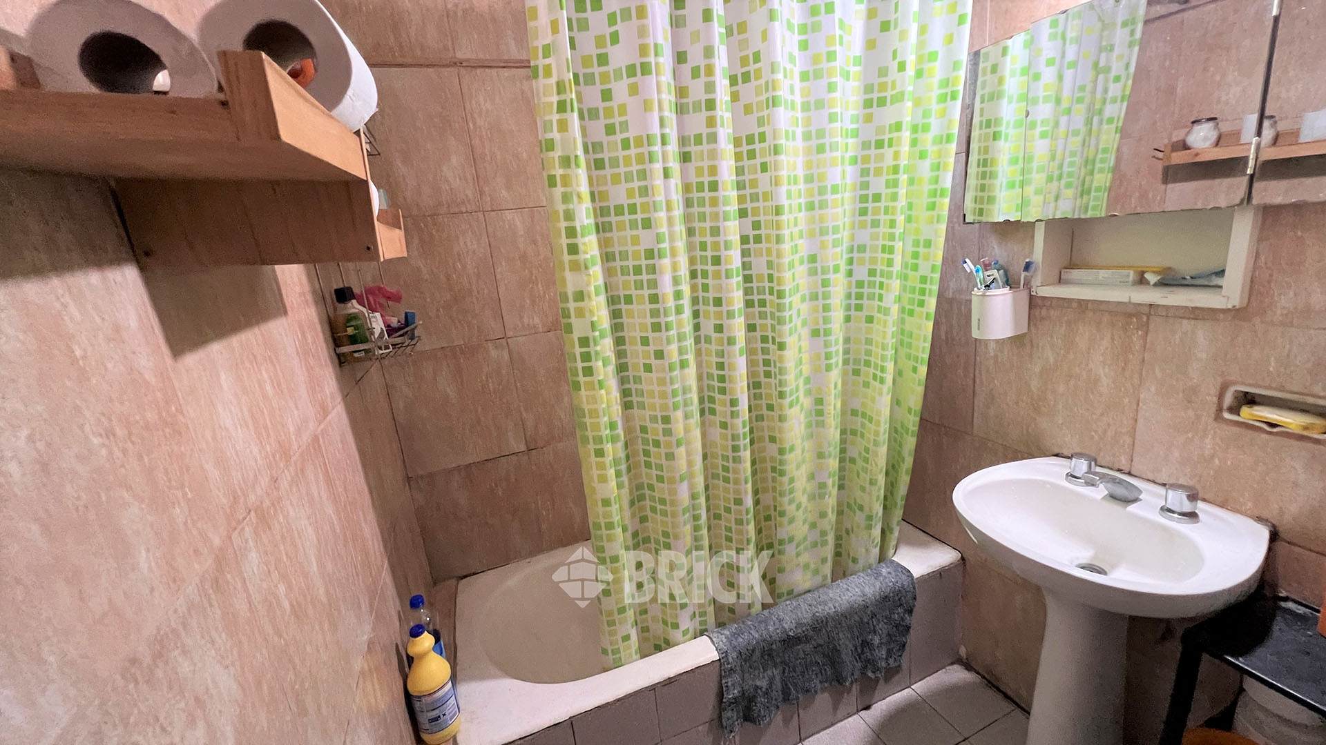 CORDOBA, AV. al 5100 Piso 1 6