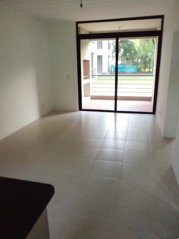 CARLOS CALVO al 600 Piso 2 4