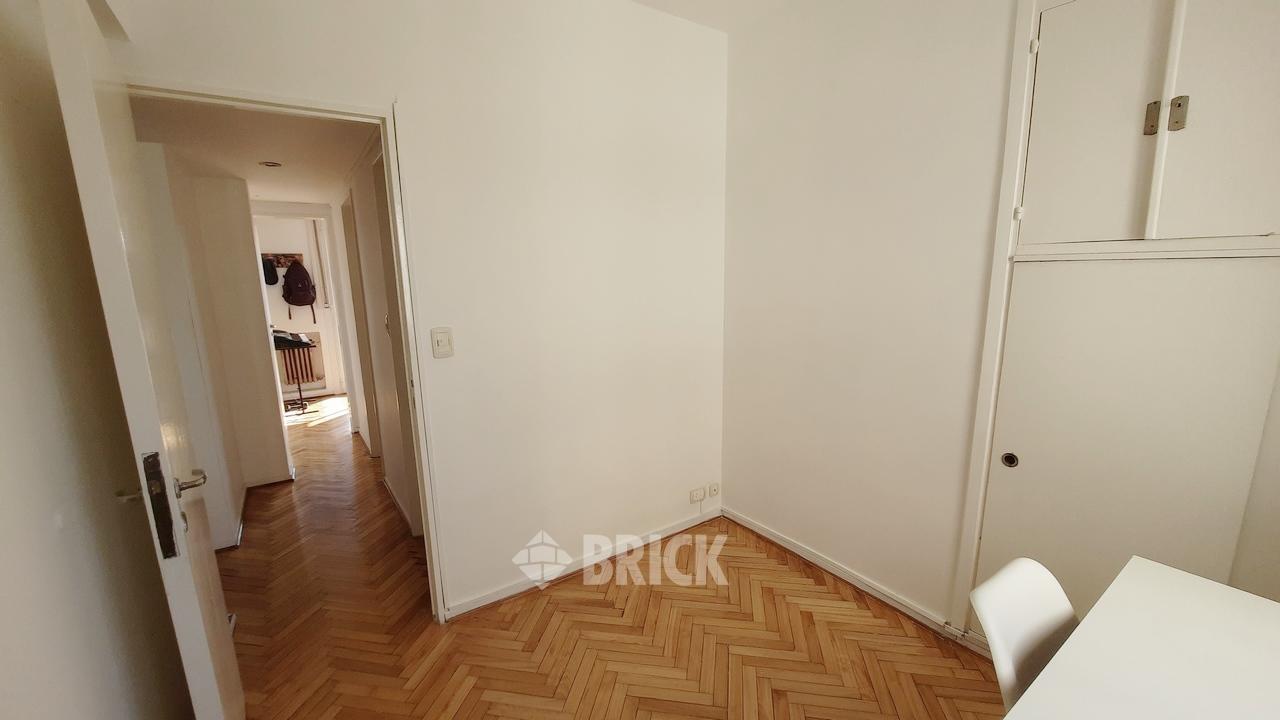 CORRIENTES, AV. al 2100 Piso 10 21