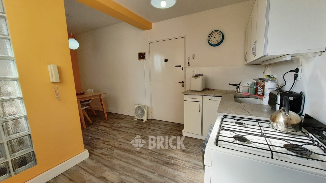 CORRIENTES, AV. al 2100 Piso 10 23