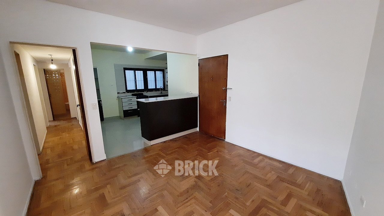 RIGLOS al 100 Piso 2 4