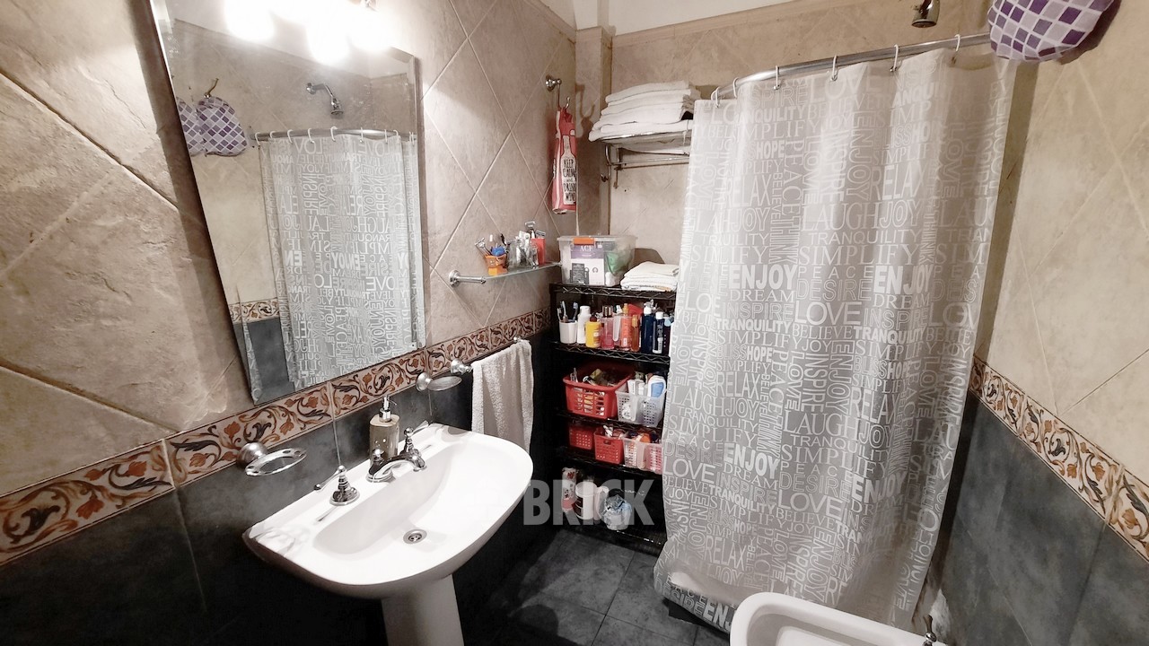 CHARCAS al 2900 Piso 1 12