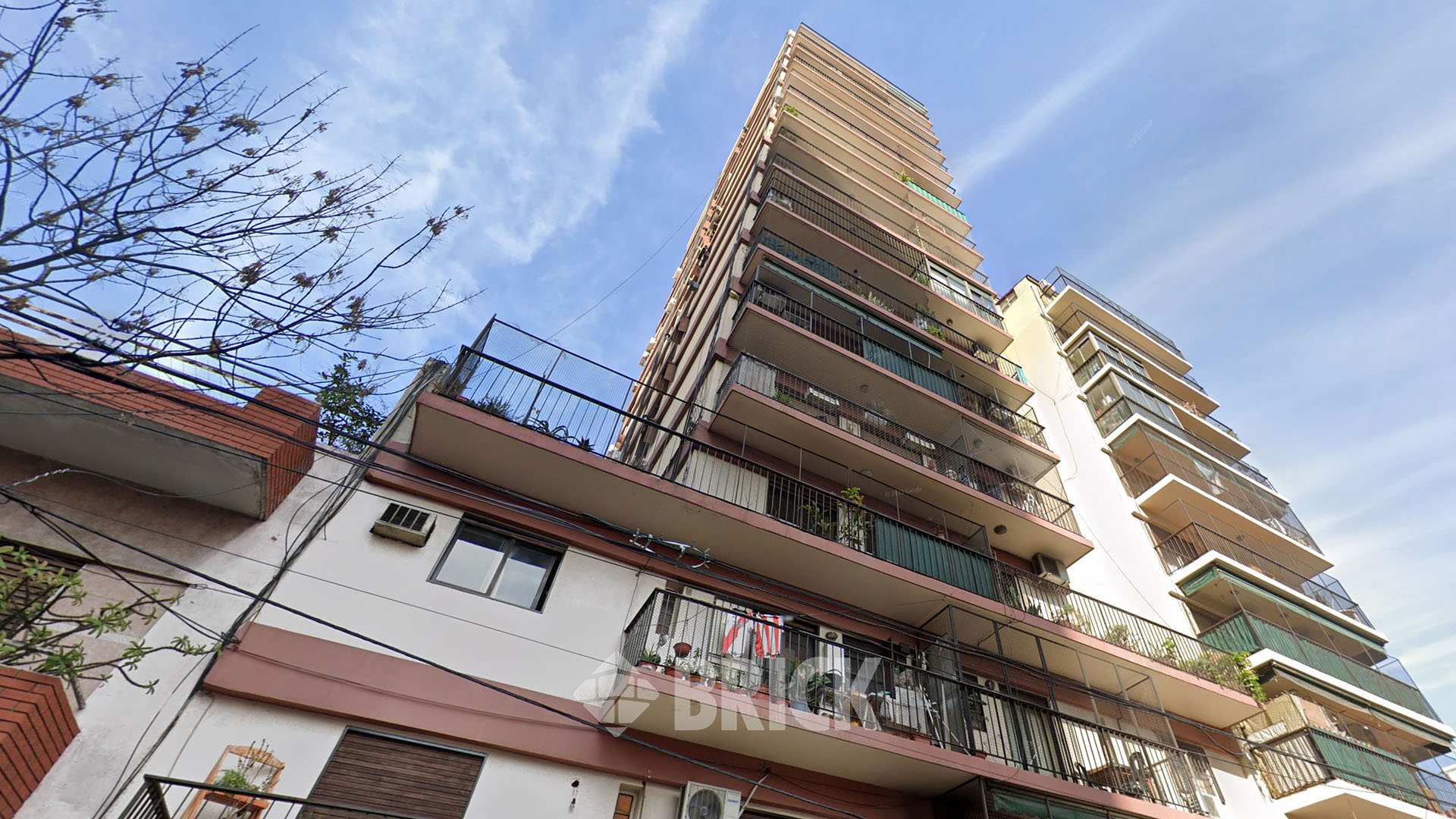 SAN JUAN, AV. al 4300 Piso 5 19