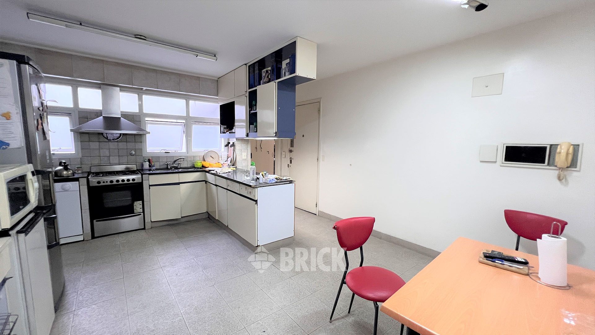 AUSTRIA al 2600 Piso 14 15