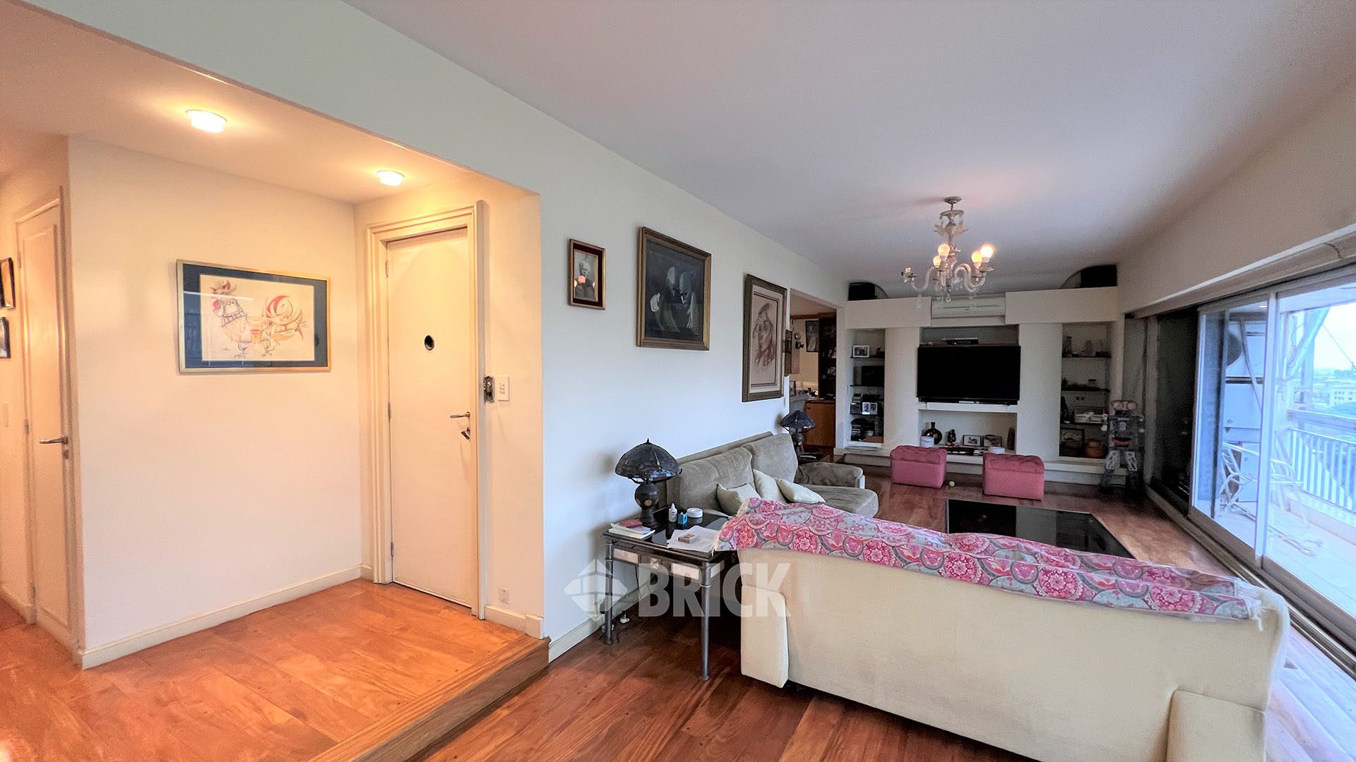 AUSTRIA al 2600 Piso 14 5