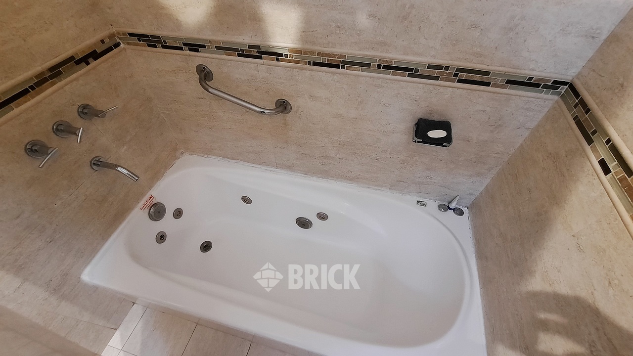 LORIA al 100 Piso 10 18