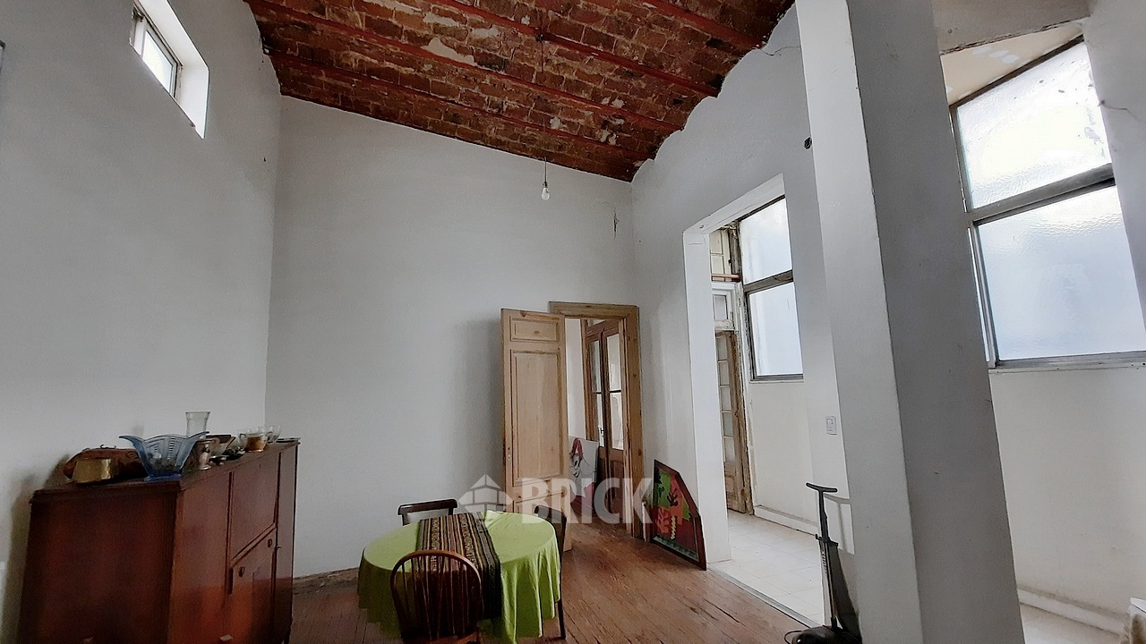 AYACUCHO al 1000 Piso 2 16