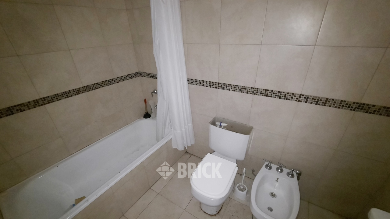 AYACUCHO al 1000 Piso 2 19