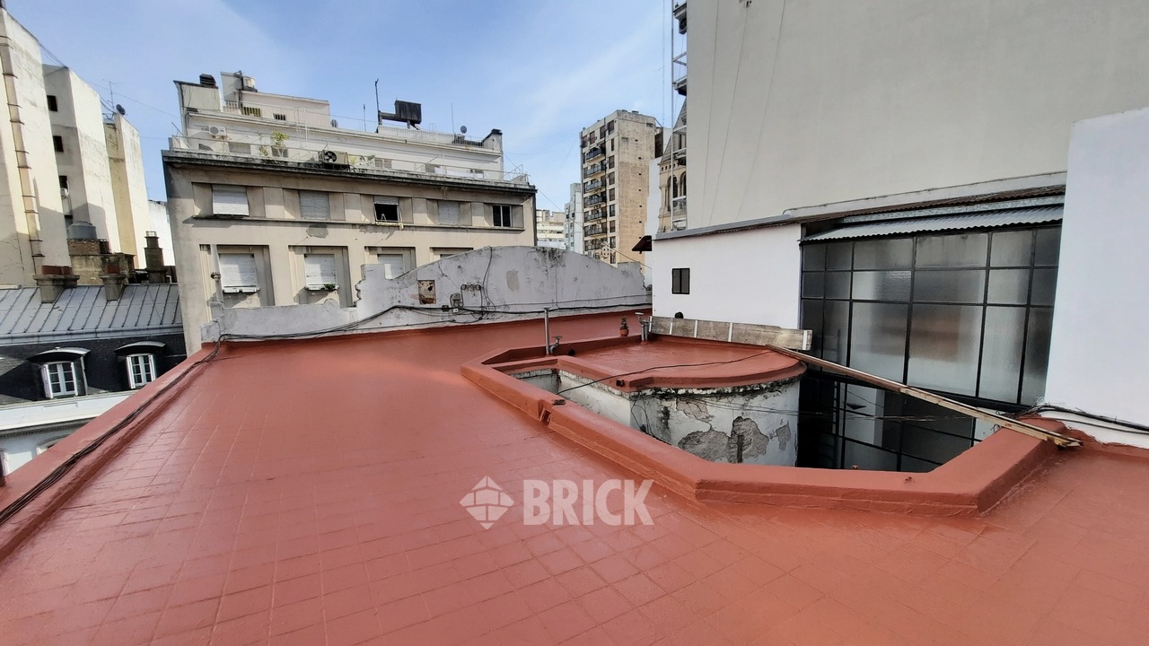 AYACUCHO al 1000 Piso 2 24