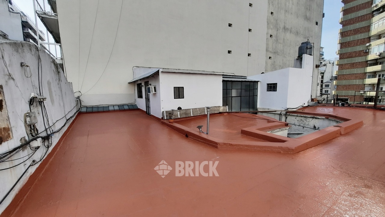 AYACUCHO al 1000 Piso 2 26