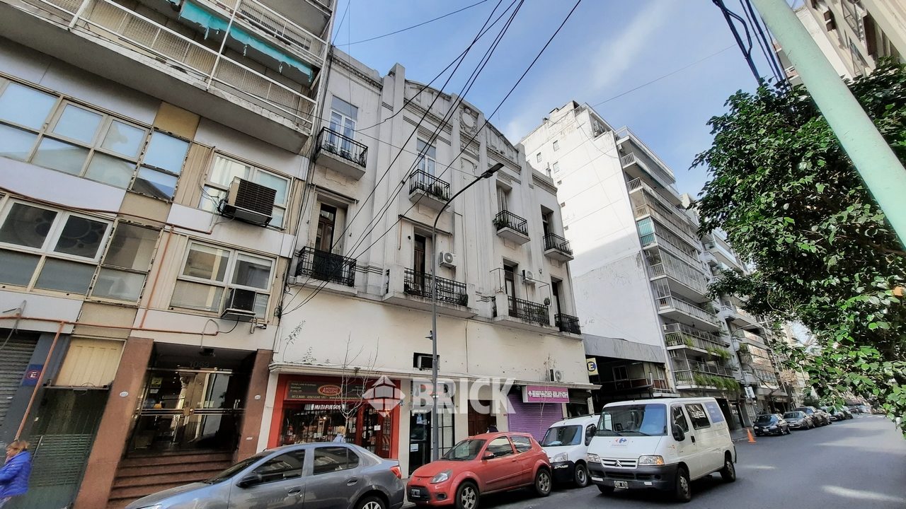 AYACUCHO al 1000 Piso 2 31