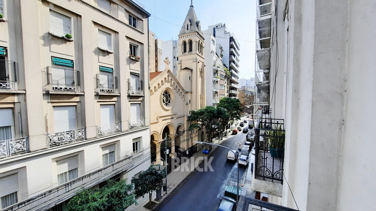 AYACUCHO al 1000 Piso 2 5