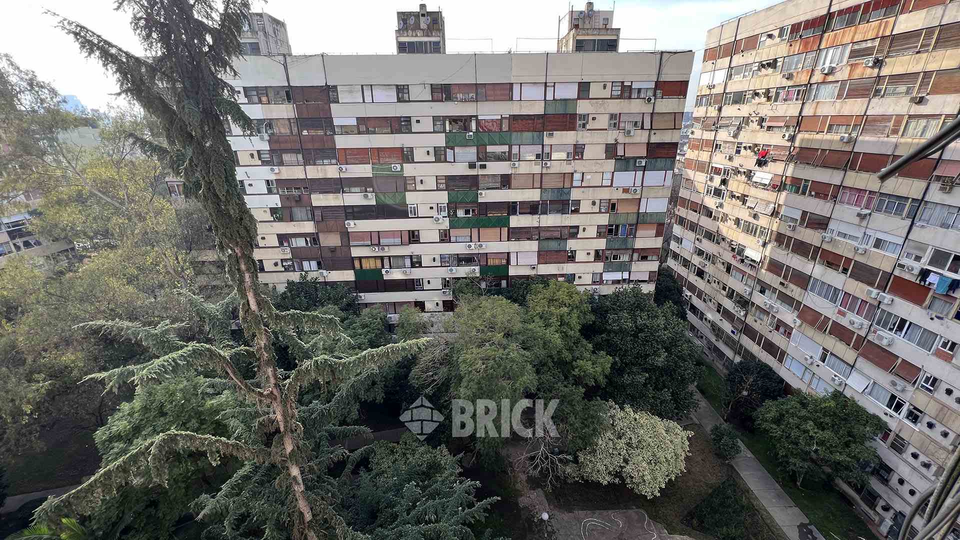 SARANDI al 1400 Piso 10 19