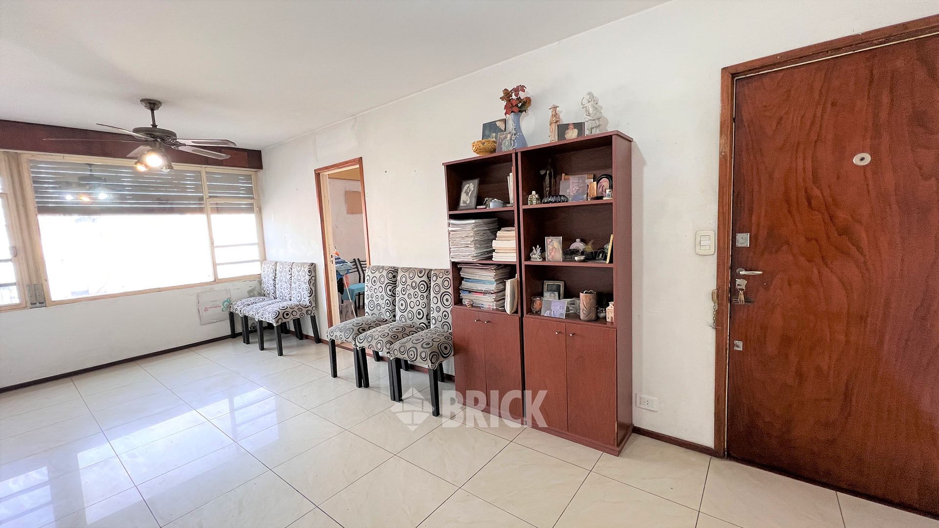 SARANDI al 1400 Piso 10 3