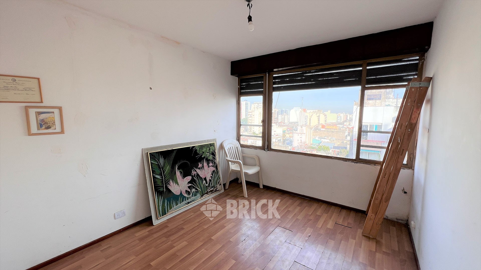 SARANDI al 1400 Piso 10 9