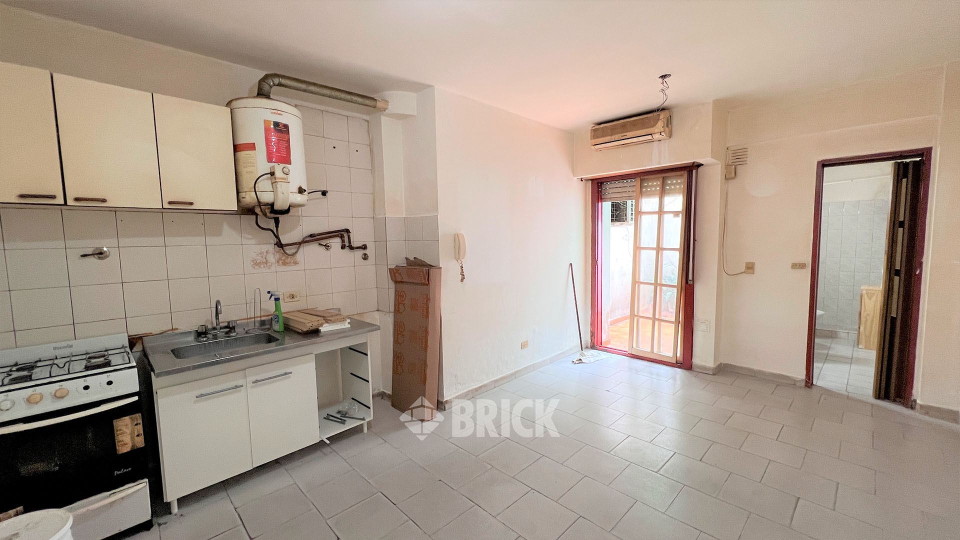 LARRAYA al 2200 Piso PB 1