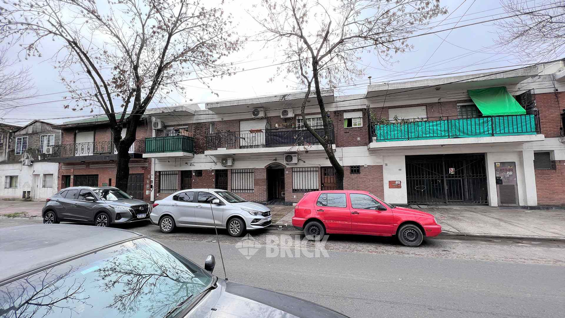 LARRAYA al 2200 Piso PB 7