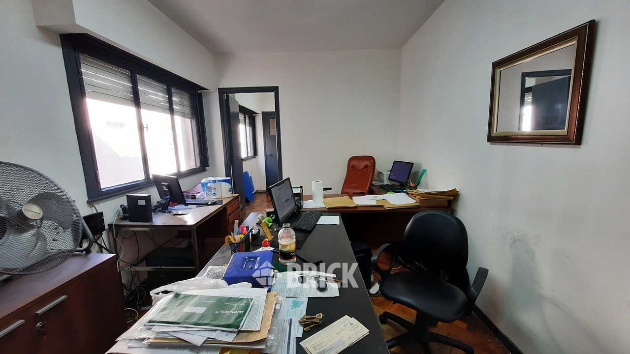 SARMIENTO al 1300 Piso 9 1