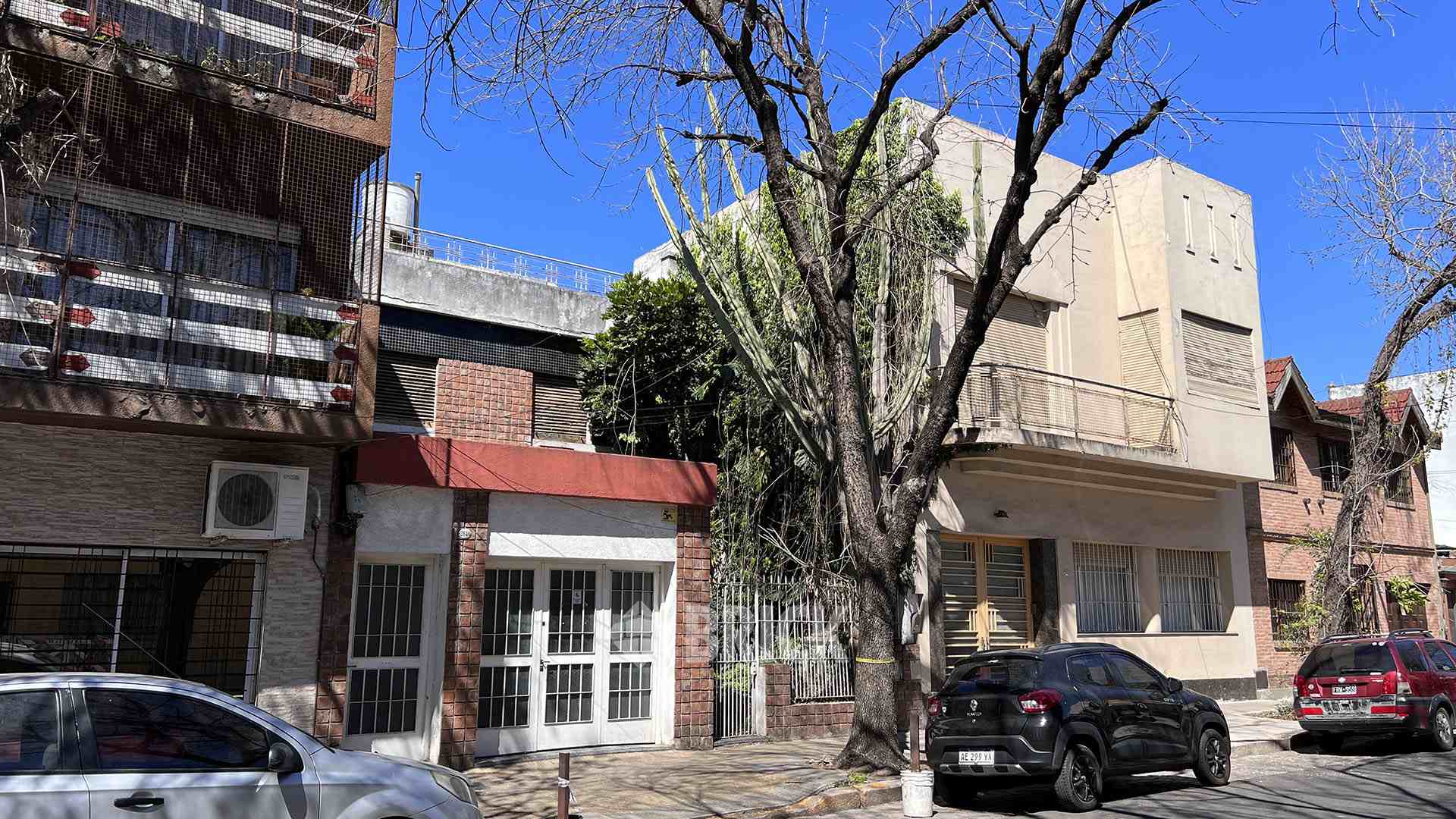 VALLESE, FELIPE al 2600 1