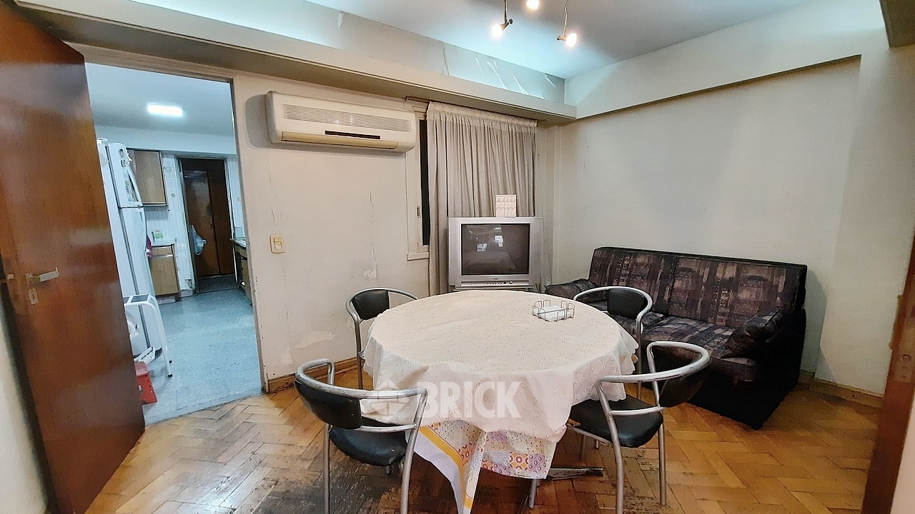 LARREA al 1000 Piso 2 10