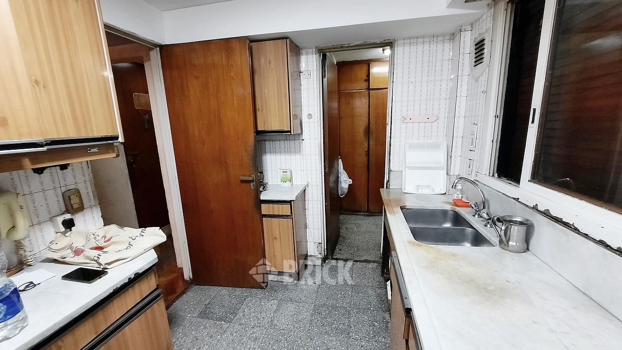 LARREA al 1000 Piso 2 24