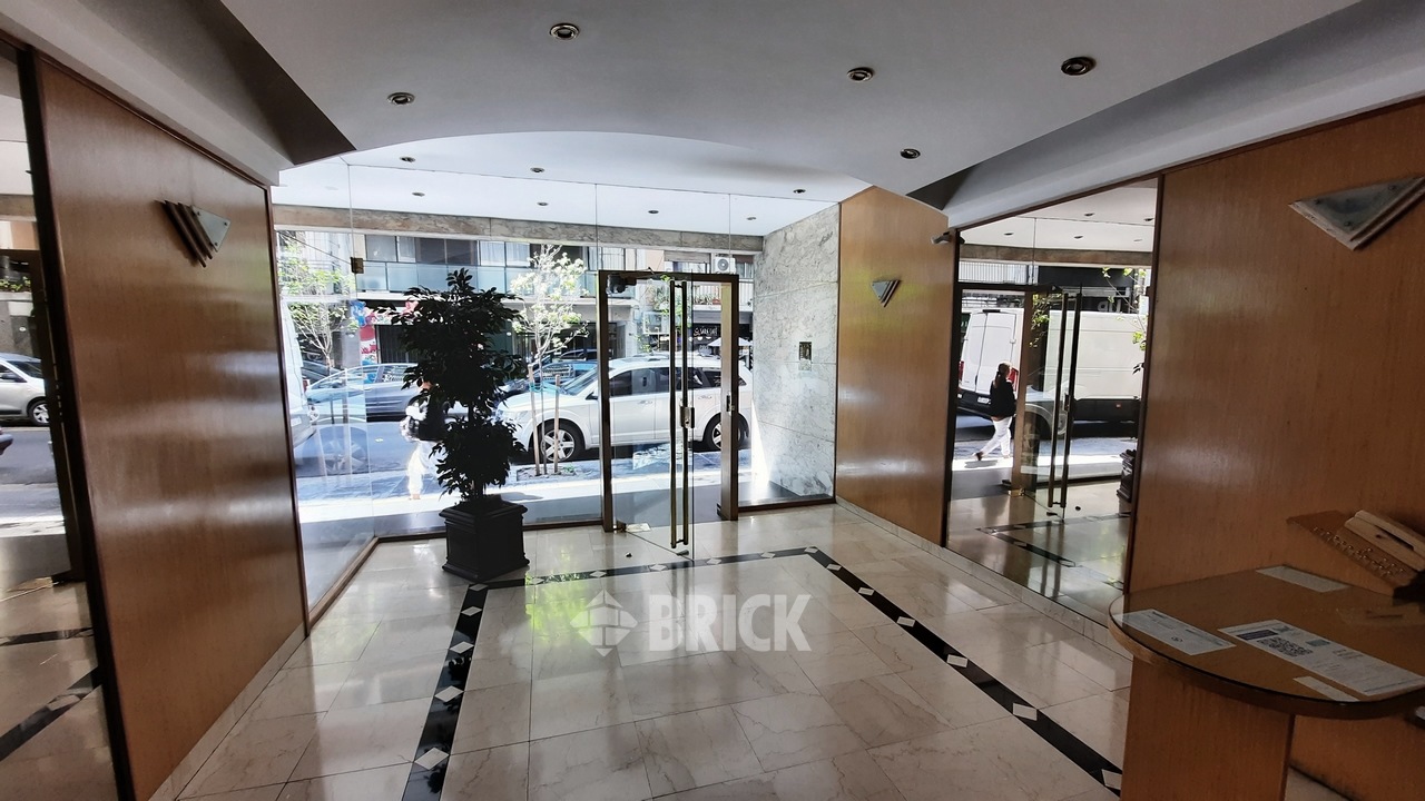 LARREA al 1000 Piso 2 28