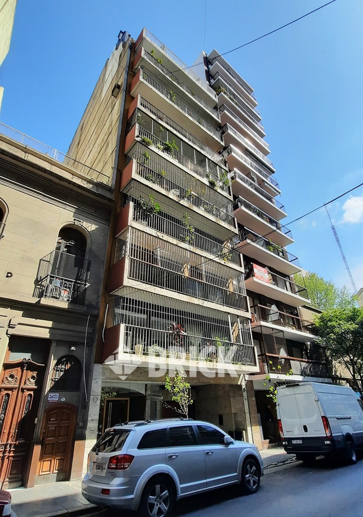 LARREA al 1000 Piso 2 30