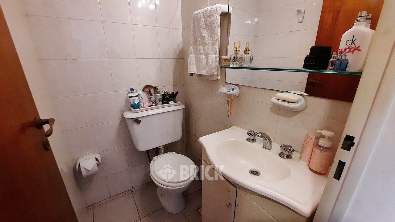 CABRERA, JOSE ANTONIO al 2900 Piso 2 17