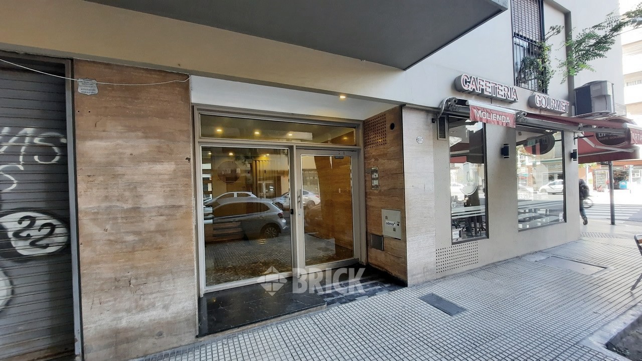 BRAVO, MARIO al 1000 Piso 2 27