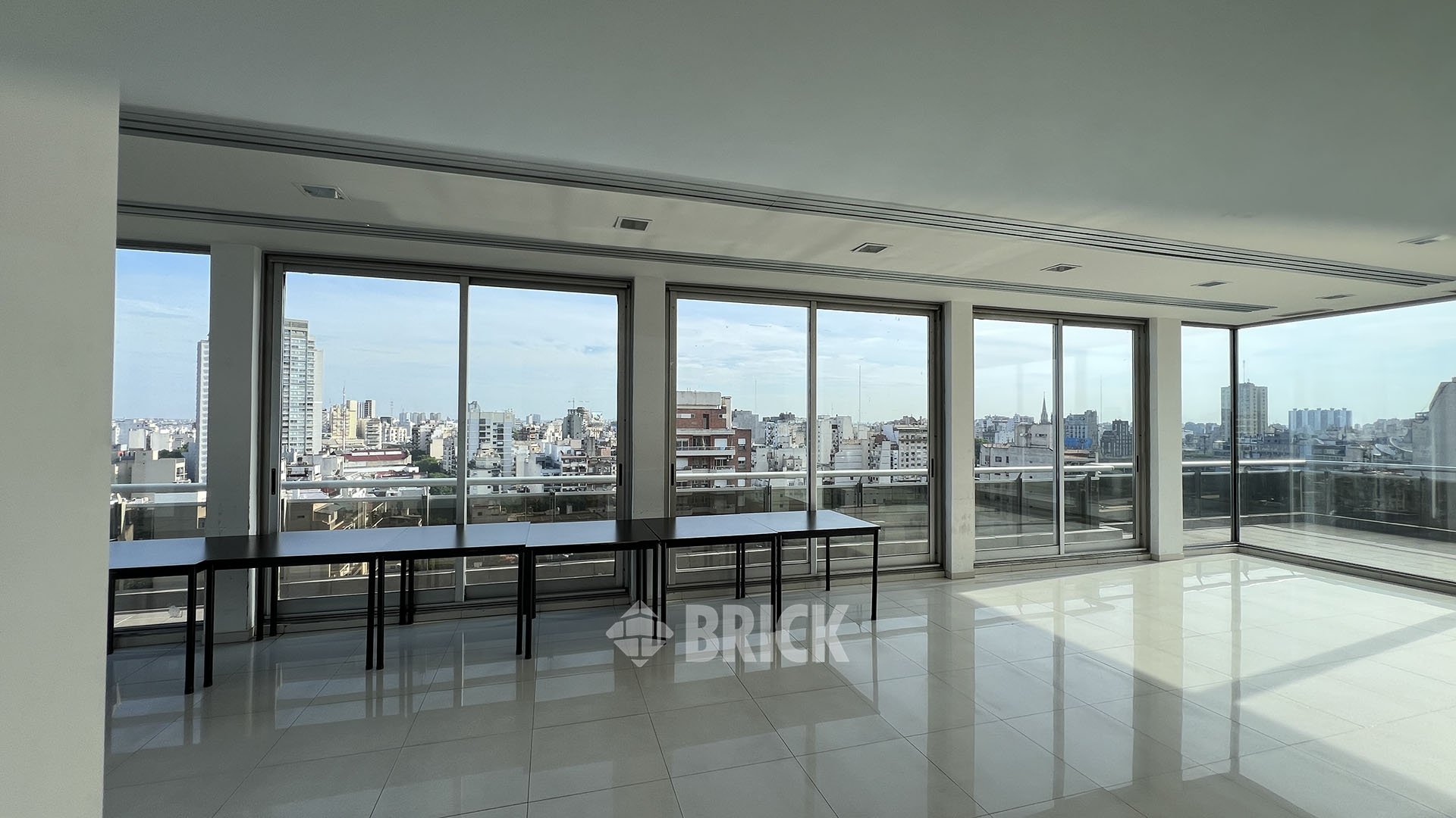 PIEDRAS al 1100 Piso 9 23