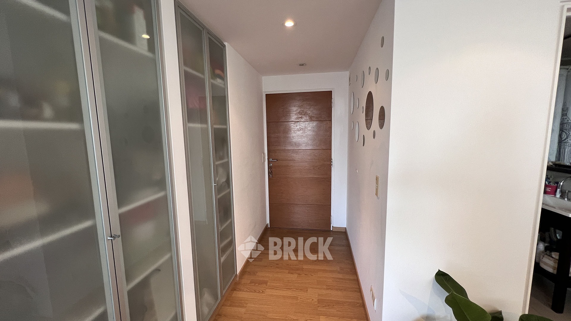 PIEDRAS al 1100 Piso 9 8