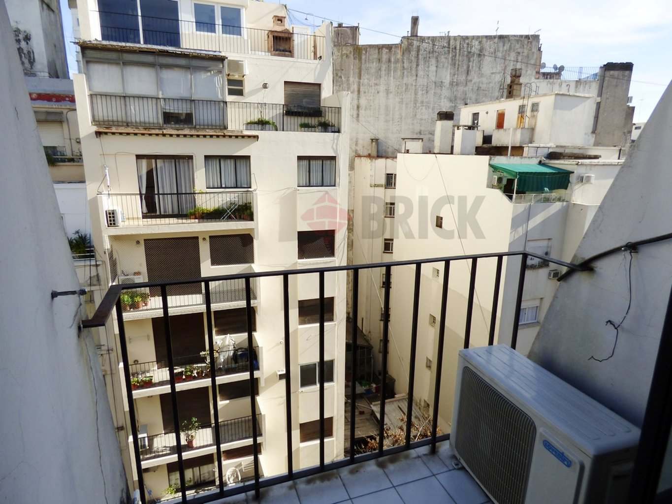 URIBURU, JOSE EVARISTO al 1400 Piso 7 13