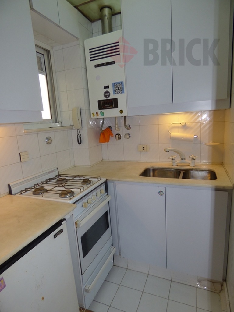 URIBURU, JOSE EVARISTO al 1400 Piso 7 21