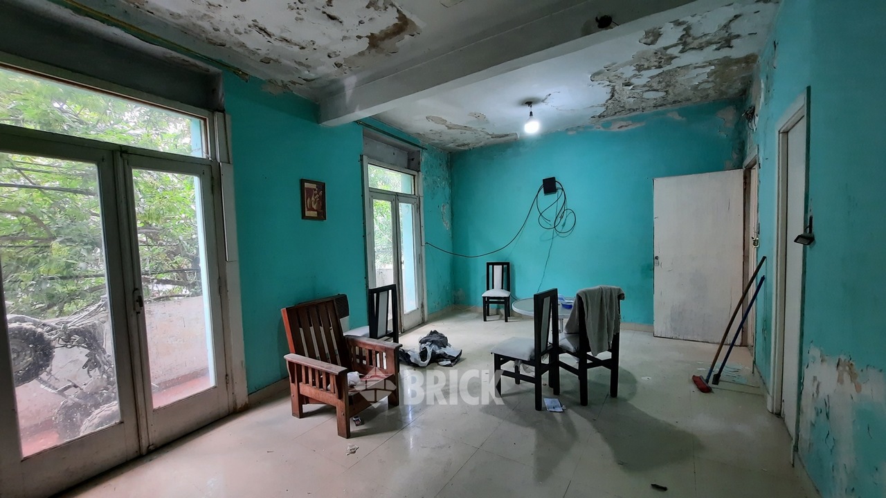 BRASIL, AV. al 1400 Piso 1 1