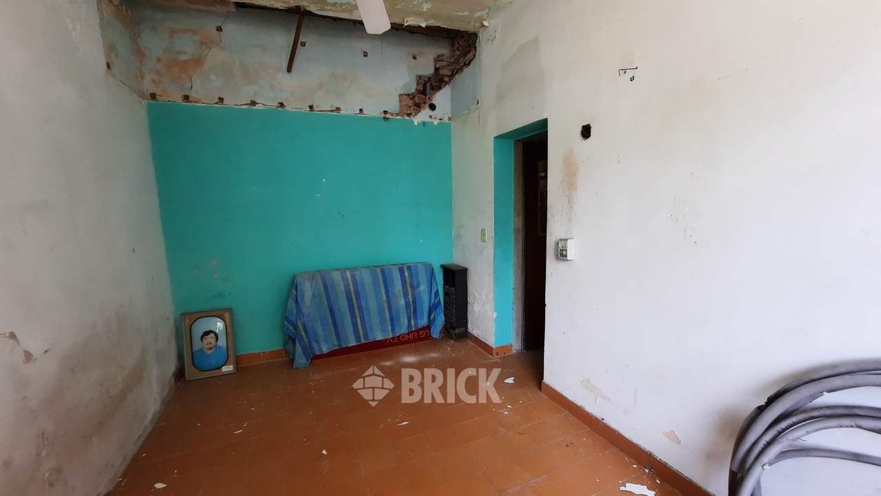 BRASIL, AV. al 1400 Piso 1 19