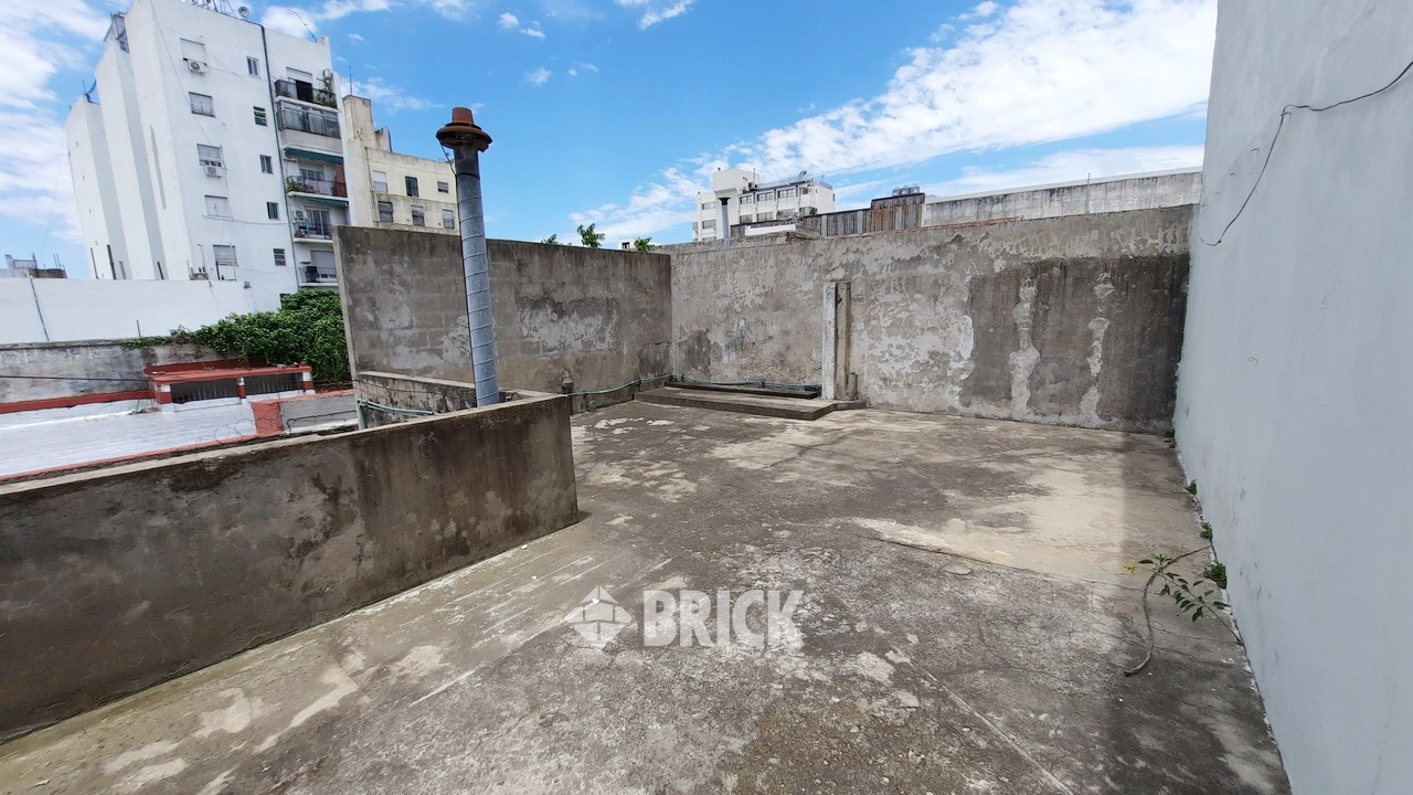 BRASIL, AV. al 1400 Piso 1 27