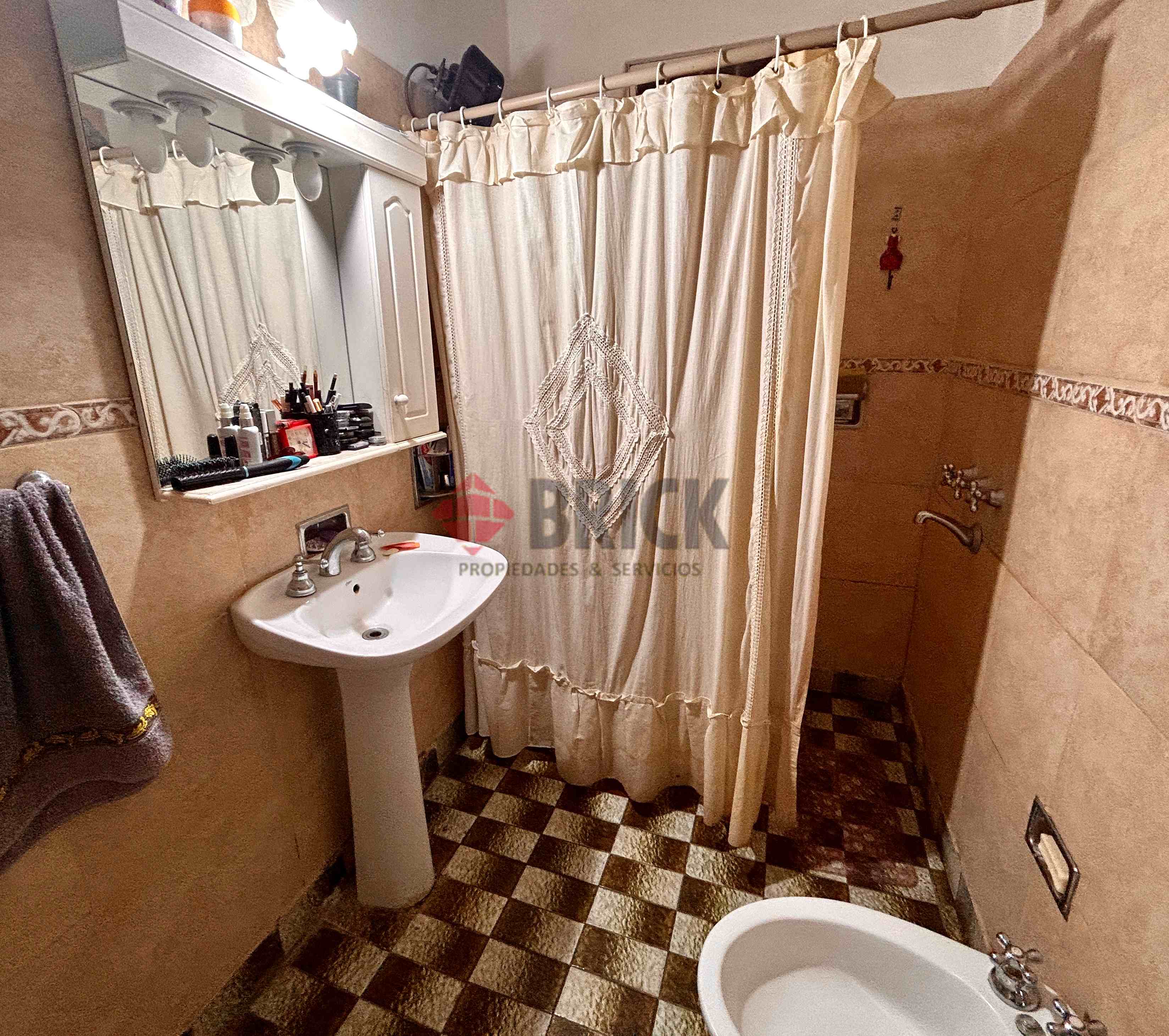 WASHINGTON al 3700 10