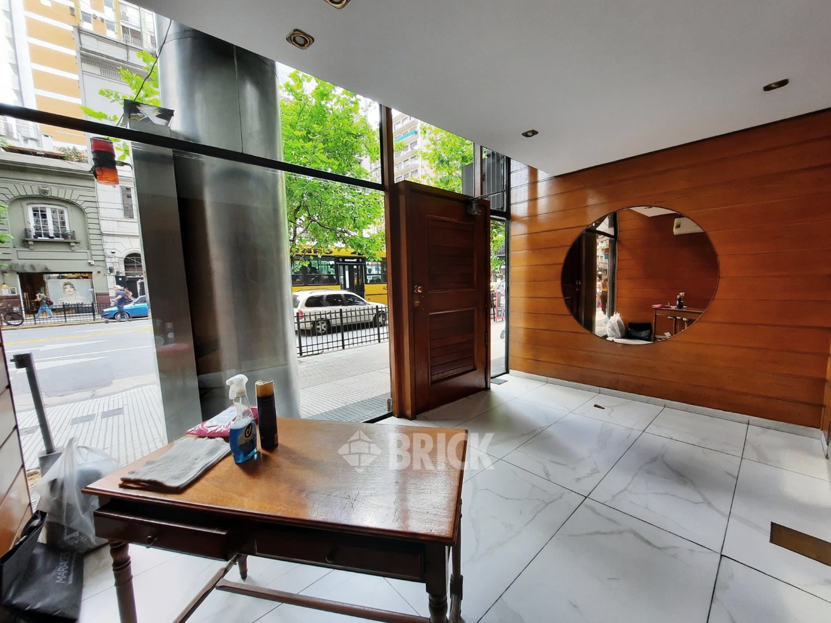 PUEYRREDON, AV. al 1300 Piso 13 27