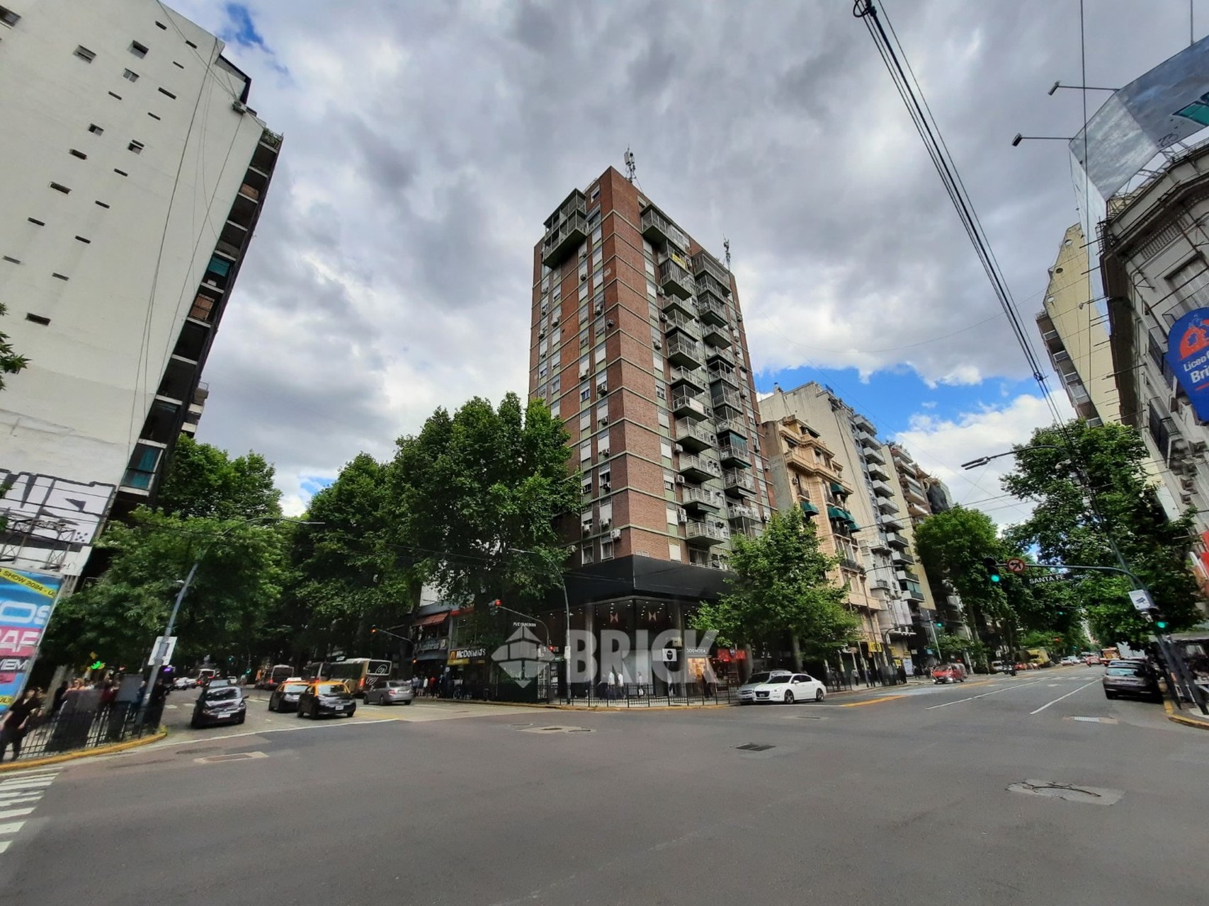 PUEYRREDON, AV. al 1300 Piso 13 30